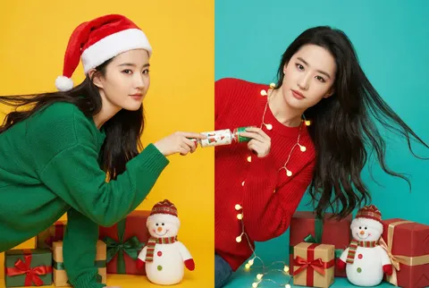 Twin clone Christmas cracker split prompt