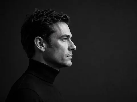 Fine art black and white profile portrait prompt